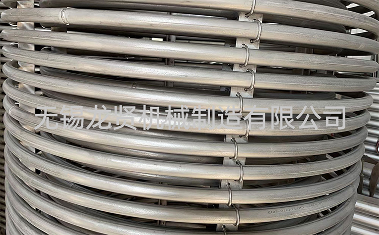 焊接不銹鋼盤管時(shí)，如何避免出現(xiàn)氣孔和裂紋？